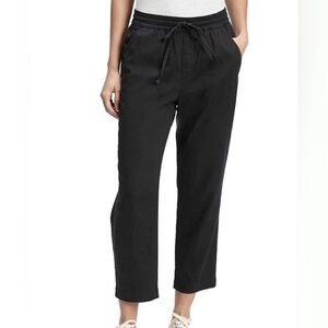 GAP Women’s Black Elastic-Waist Drawstring Pill On Cropped Pants, Size S